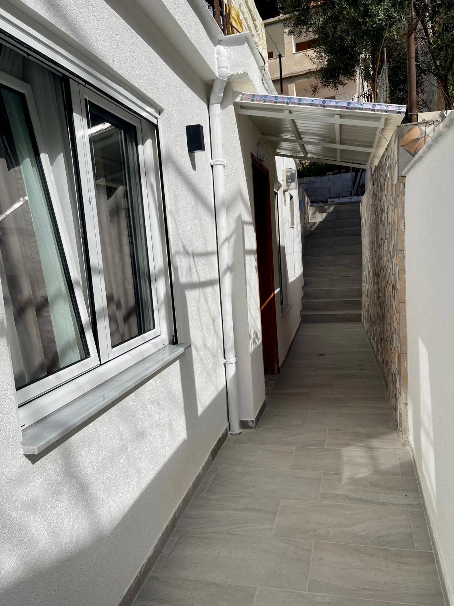 Guest House Luli Sarandë Exterior foto